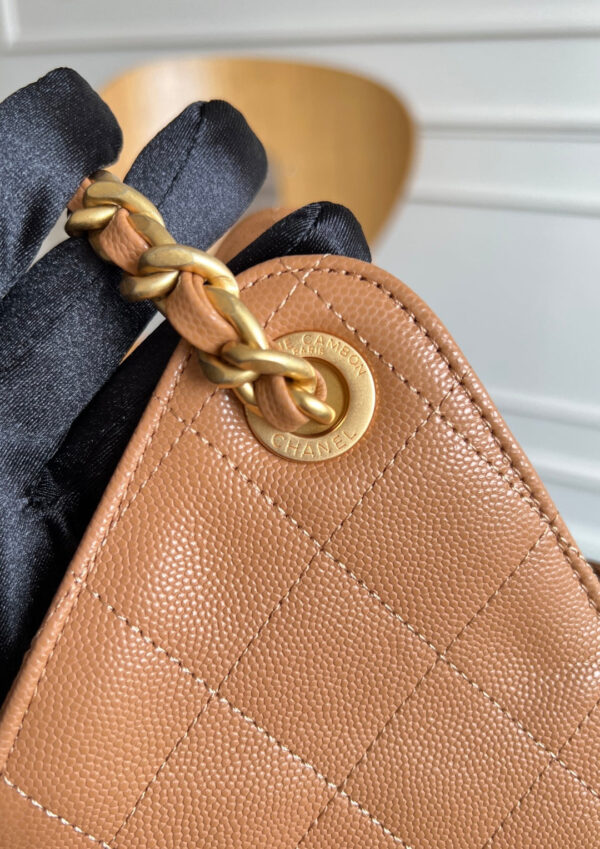 imgHD_89105d0f_20250818_cmp_i1755507862937_8758_0_4_jpg CHANEL 25S HOBO BAG 30 IN CARAMEL BROWN CAVIAR WITH GOLD HARDWARE