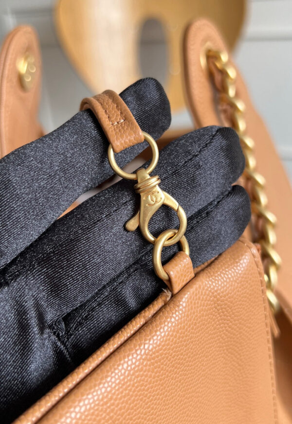 imgHD_89105d0f_20250818_cmp_i1755507862937_9371_0_2_jpg CHANEL 25S HOBO BAG 30 IN CARAMEL BROWN CAVIAR WITH GOLD HARDWARE
