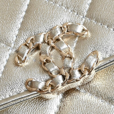 CHANEL 25S KELLY 18 CM IN GOLD LAMBSKIN
