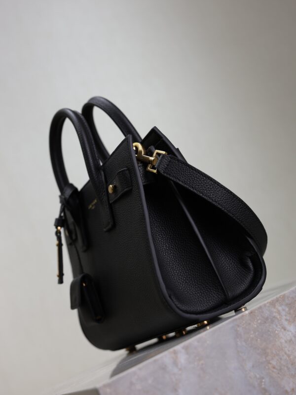 imgHD_f8c0bdc9_20250424_i1745484391585_1209_0_5_jpg YSL 25S SAC DE JOUR 22 IN BLACK SUPPLE GRAINED CALFSKIN GOLD HARDWRE