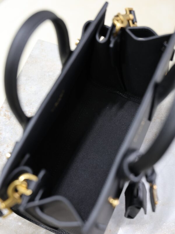 imgHD_f8c0bdc9_20250424_i1745484391602_1736_0_6_jpg YSL 25S SAC DE JOUR 22 IN BLACK SUPPLE GRAINED CALFSKIN GOLD HARDWRE