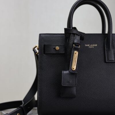 YSL 25S SAC DE JOUR 22 IN BLACK SUPPLE GRAINED CALFSKIN GOLD HARDWARE