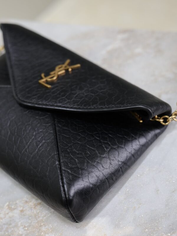 YSL 25S CALYPSO MINI 19 IN BLACK LAMBSKIN GOLD HARDWARE