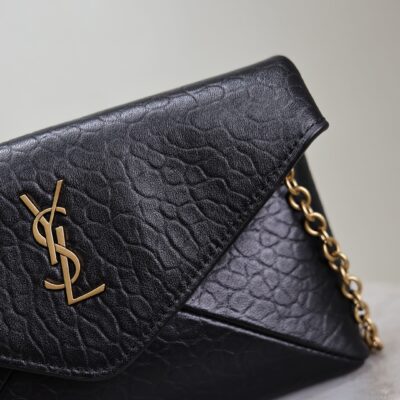 YSL 25S CALYPSO MINI 19 IN BLACK LAMBSKIN GOLD HARDWARE