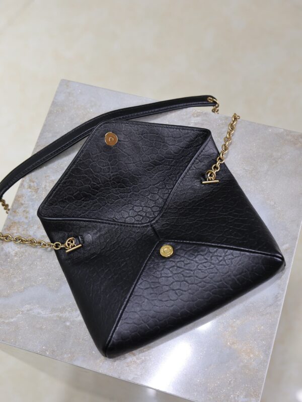 YSL 25S CALYPSO MINI 19 IN BLACK LAMBSKIN GOLD HARDWARE
