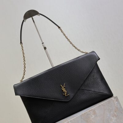 YSL 25S CASSANDRE ENVELOPE MESSENGER 35 IN BLACK LAMBSKIN GOLD HARDWARE