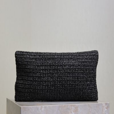 YSL 25S CASSANDRE LARGE ENVELOPE POUCH 29 IN BLACK RAFFIA GOLD HARDWRE