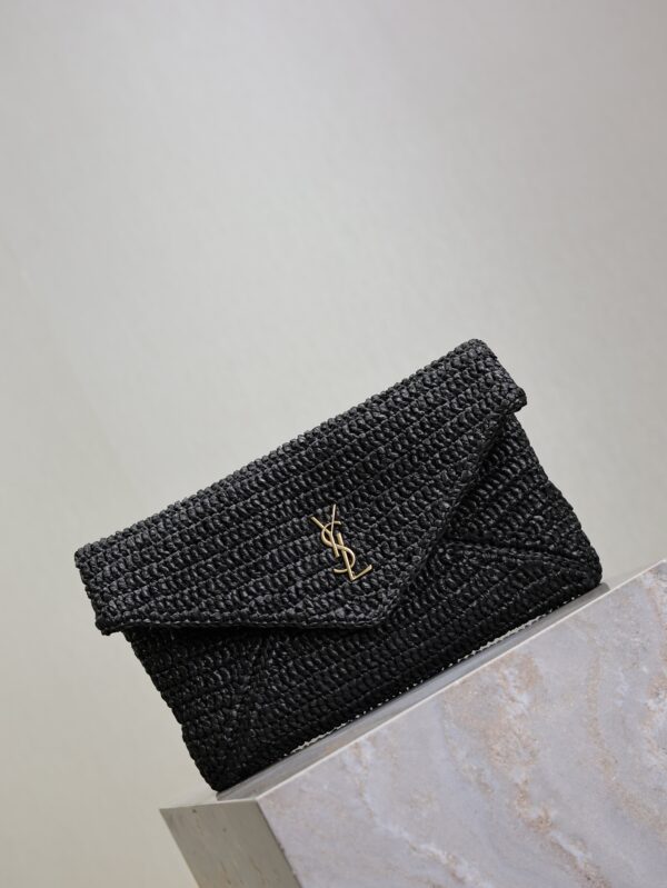 YSL 25S CASSANDRE LARGE ENVELOPE POUCH 29 IN BLACK RAFFIA GOLD HARDWARE