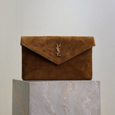 YSL 25S CASSANDRE LARGE ENVELOPE POUCH 29 IN BURNT UMBER SUEDE GOLD HARDWRE