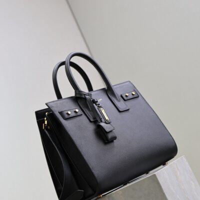 YSL 25S SAC DE JOUR GM 32 IN BLACK SUPPLE GRAINED CALFSKIN GOLD HARDWRE