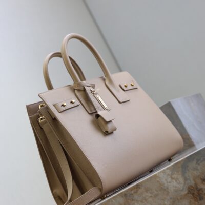 YSL 25S SAC DE JOUR GM 32 IN DARK BEIGE SUPPLE GRAINED CALFSKIN