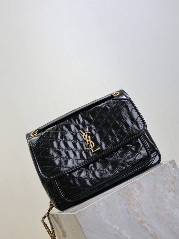 imgHD_f8c0bdc9_20250821_i1755763502865_4469_0_1_jpg YSL 25S NIKI GM BAG 32 IN BLACK GLOSSY CALFSKIN GOLD HARDWRE