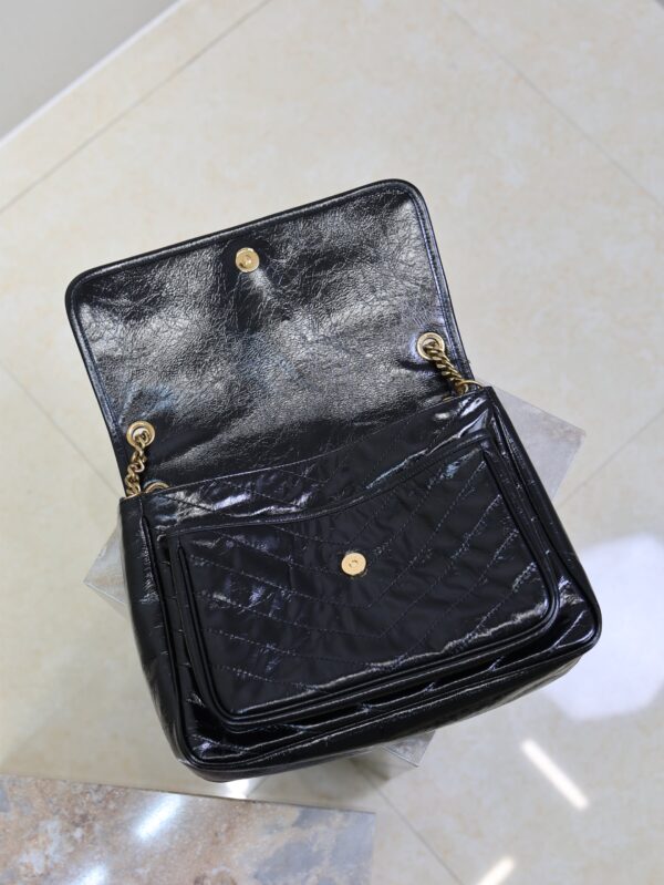 imgHD_f8c0bdc9_20250821_i1755763502961_310_0_6_jpg YSL 25S NIKI GM BAG 32 IN BLACK GLOSSY CALFSKIN GOLD HARDWRE