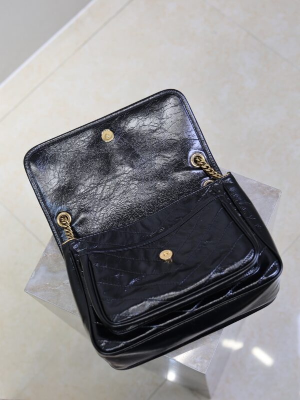 imgHD_f8c0bdc9_20250821_i1755764053888_8479_0_6_jpg YSL 25S NIKI MM BAG 28 IN BLACK GLOSSY CALFSKIN GOLD HARDWRE