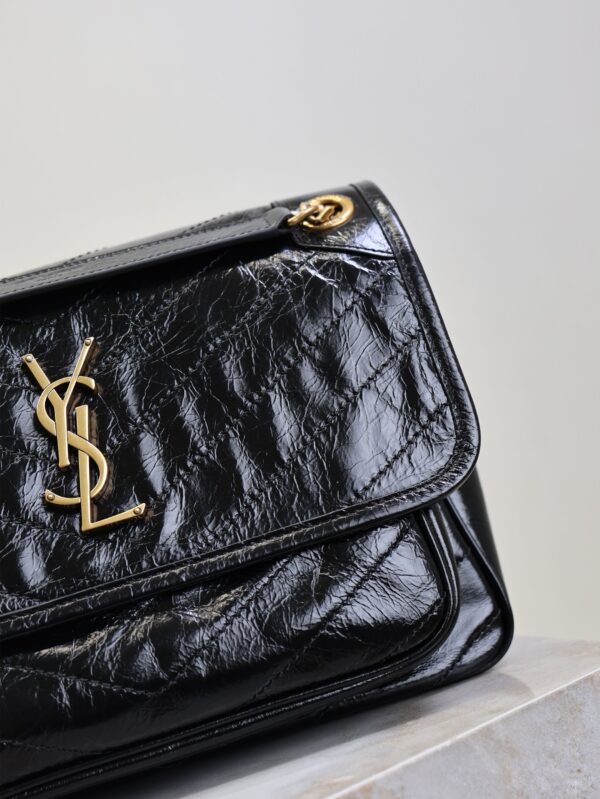 imgHD_f8c0bdc9_20250821_i1755764053932_7939_0_4_jpg YSL 25S NIKI MM BAG 28 IN BLACK GLOSSY CALFSKIN GOLD HARDWRE
