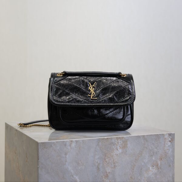 imgHD_f8c0bdc9_20250821_i1755764654734_7437_0_0_jpg YSL 25S NIKI BAG 18 IN BLACK GLOSSY CALFSKIN GOLD HARDWRE