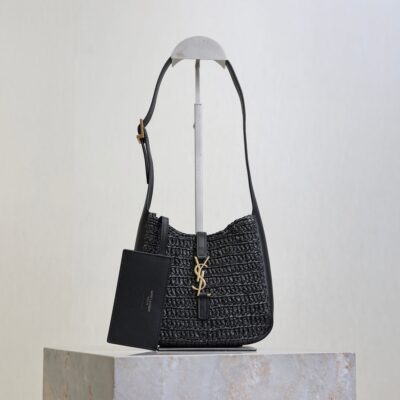 imgHD_f8c0bdc9_20250824_i1756022635225_1451_0_0_jpg YSL 25S LE 5 À 7 SUPPLE SMALL 16 IN BLACK RAFFIA AND LEATHER GOLD HARDWRE