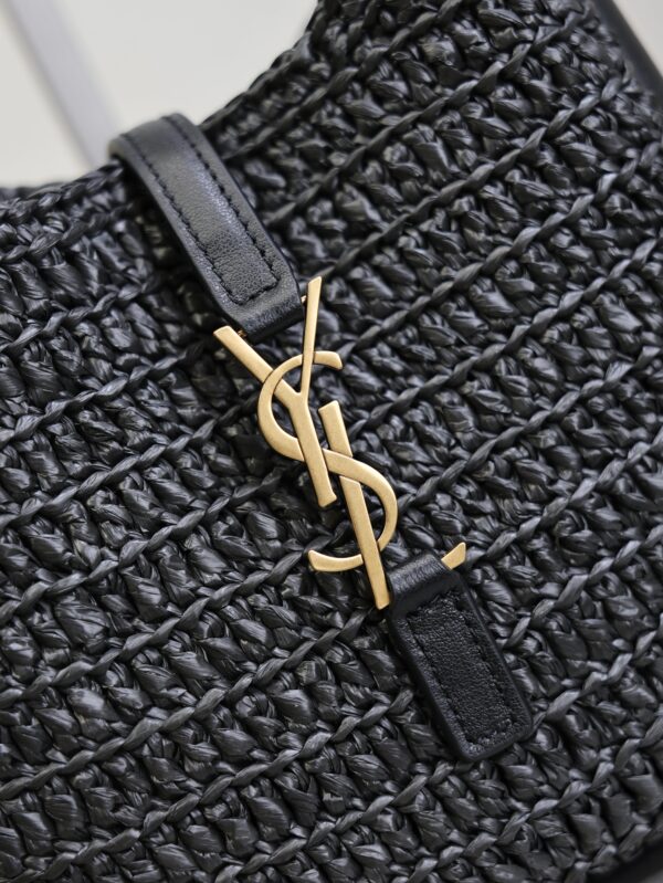 imgHD_f8c0bdc9_20250824_i1756022635228_6679_0_5_jpg YSL 25S LE 5 À 7 SUPPLE SMALL 16 IN BLACK RAFFIA AND LEATHER GOLD HARDWRE