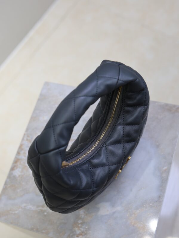 YSL 25S ICARINO 17 IN BLACK QUILTED CALFSKIN GOLD HARDWARE