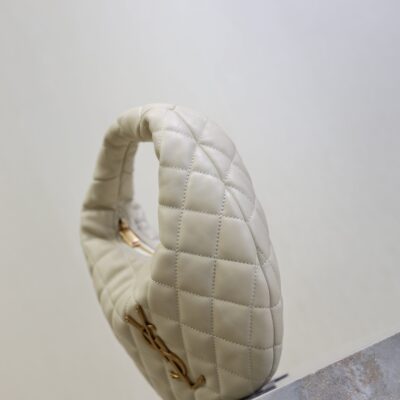 YSL 25S ICARINO 17 IN WHITE QUILTED CALFSKIN GOLD HARDWARE