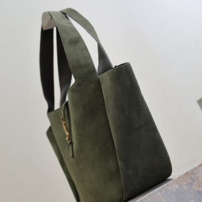 imgHD_f8c0bdc9_20250903_i1756883487065_5396_0_3_jpg YSL 25S LE 5 À 7 BEA 50 IN DARK OLIVE SUEDE GOLD HARDWRE