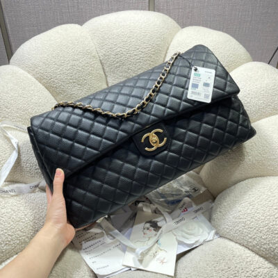 img_0a644df0_20241116_i1731763528_6496_7_jpg CHANEL 26S FLAP BAG 46 IN BLACK CAVIAR CALFSKIN WITH GOLD HARDWARE