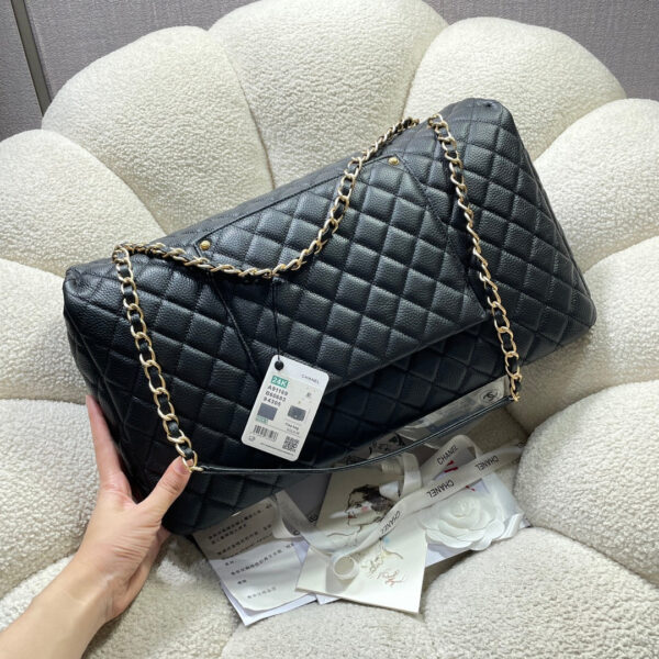 img_0a644df0_20241116_i1731763528_8567_0_jpg CHANEL 26S FLAP BAG 46 IN BLACK CAVIAR CALFSKIN WITH GOLD HARDWARE