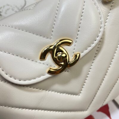 img_0a644df0_20260412_i1775972449897_8358_0_5_jpg CHANEL 26S MINI KELLY BAG 19 IN WHITE CALFSKIN