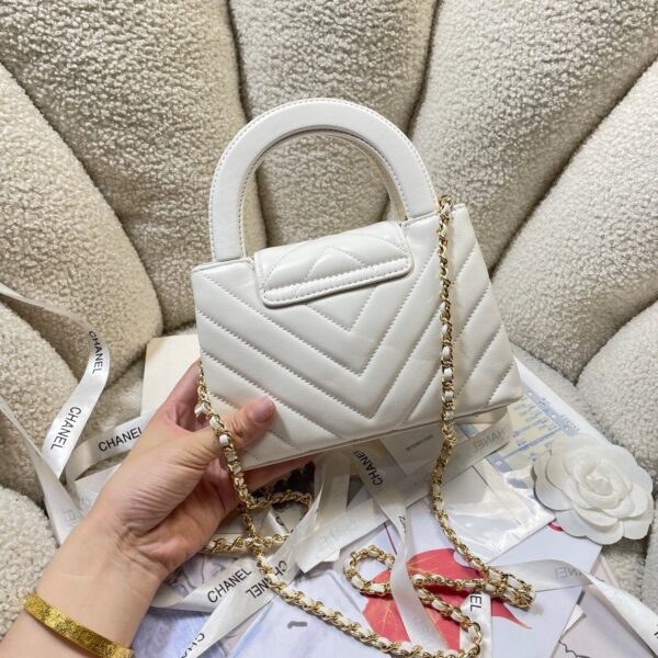 img_0a644df0_20260412_i1775972450170_898_0_3_jpg CHANEL 26S MINI KELLY BAG 19 IN WHITE CALFSKIN