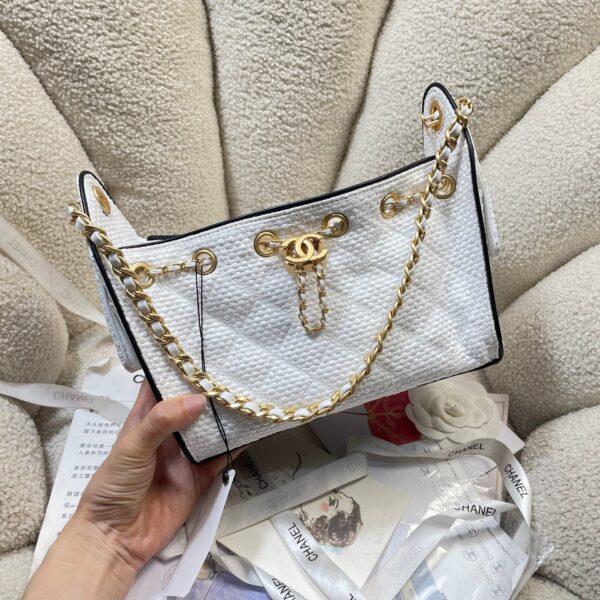 img_0a644df0_20260416_i1776353349626_3416_0_1_jpg CHANEL 26S HOBO BAG 22 IN OFF-WHITE WOVEN SYNTHETIC FIBER