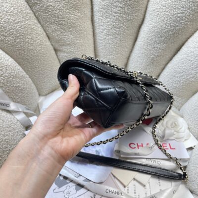 img_0a644df0_20260519_i1779123961737_7370_0_2_jpg CHANEL 26S COCO HANDLE BAG 32 IN BLACK LAMBSKIN GOLD HARDWARE