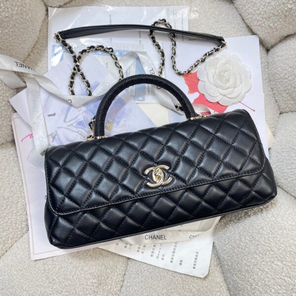 img_0a644df0_20260519_i1779123961784_6719_0_4_jpg CHANEL 26S COCO HANDLE BAG 32 IN BLACK LAMBSKIN GOLD HARDWARE