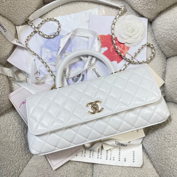img_0a644df0_20260519_i1779124120796_80_0_4_jpg CHANEL 26S COCO HANDLE BAG 32 IN WHITE LAMBSKIN GOLD HARDWARE