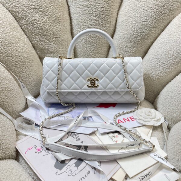 img_0a644df0_20260519_i1779124121154_3120_0_0_jpg CHANEL 26S COCO HANDLE BAG 32 IN WHITE LAMBSKIN GOLD HARDWARE