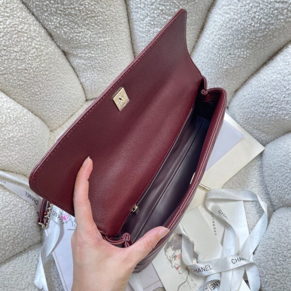 img_0a644df0_20260519_i1779124747923_5193_0_7_jpg CHANEL 26S COCO HANDLE BAG 32 IN DARK RED GRAINED CALFSKIN GOLD HARDWARE
