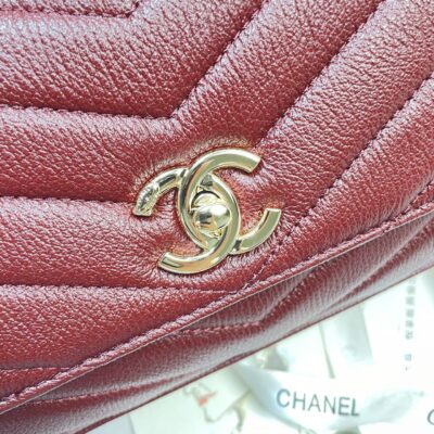 img_0a644df0_20260519_i1779124749424_1692_0_5_jpg CHANEL 26S COCO HANDLE BAG 32 IN DARK RED GRAINED CALFSKIN GOLD HARDWARE