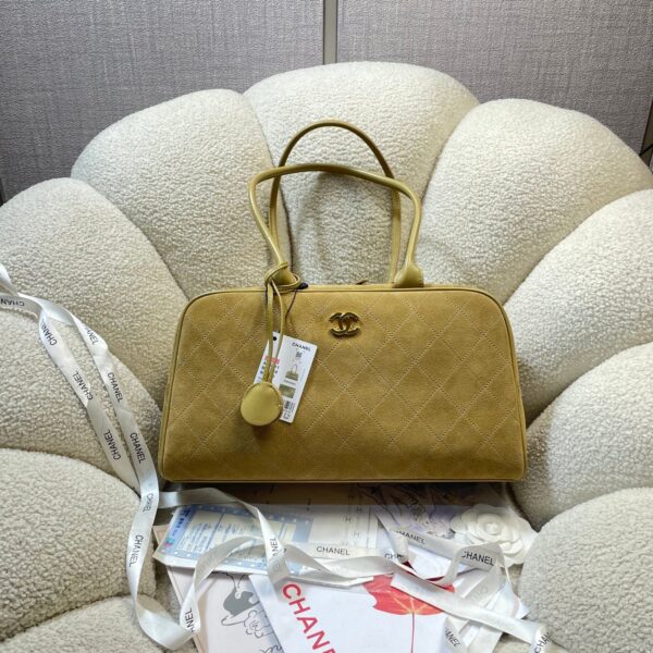 CHANEL 26S TOP HANDLE BAG MEDIUM 35 IN LIGHT BROWN QUILTED SUEDE AND CALFSKIN GOLD HARDWARE