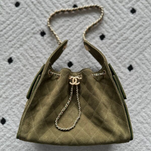 img_0b9f920c_20251024_i1761282667_1405_3_jpg CHANEL 25S HOBO BAG 30 IN MOSS GREEN SUEDE WITH GOLD HARDWARE