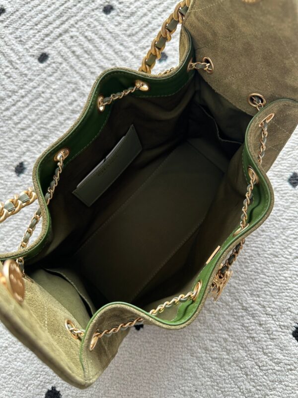 img_0b9f920c_20251024_i1761282667_397_1_jpg CHANEL 25S HOBO BAG 30 IN MOSS GREEN SUEDE WITH GOLD HARDWARE