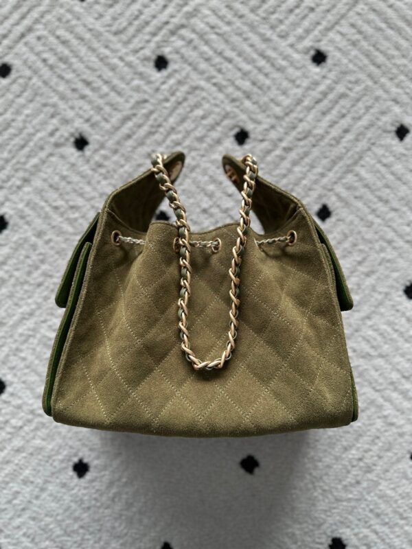 img_0b9f920c_20251024_i1761282667_5044_7_jpg CHANEL 25S HOBO BAG 30 IN MOSS GREEN SUEDE WITH GOLD HARDWARE