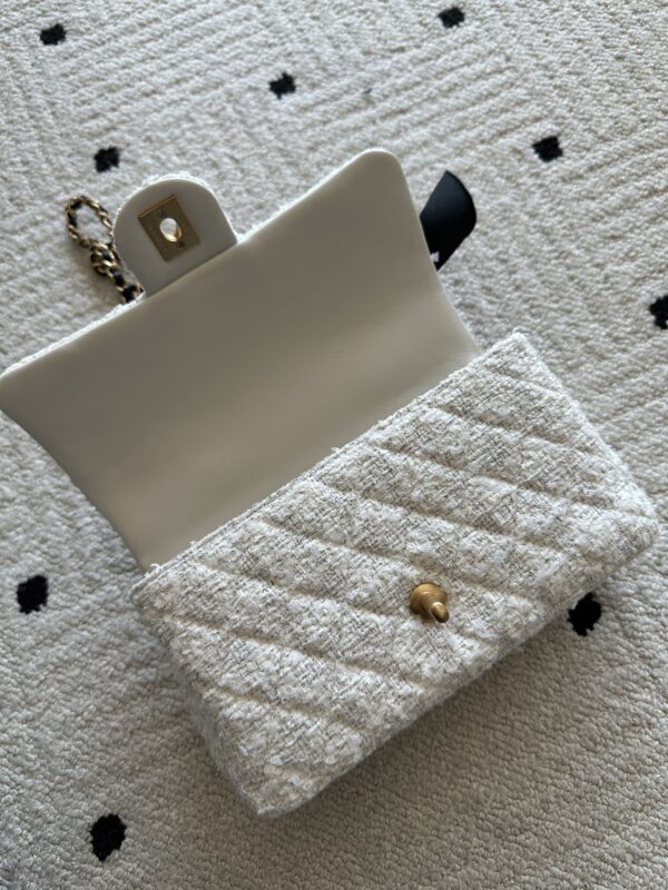 CHANEL 25S MINI FLAP BAG 23 IN CREAM WHITE TWEED WITH GOLD HARDWARE