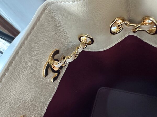 img_0b9f920c_20260622_i1782107171259_4577_0_6_jpg CHANEL 26S MINI BUCKET BAG 18 IN BEIGE QUILTED CALFSKIN GOLD HARDWARE