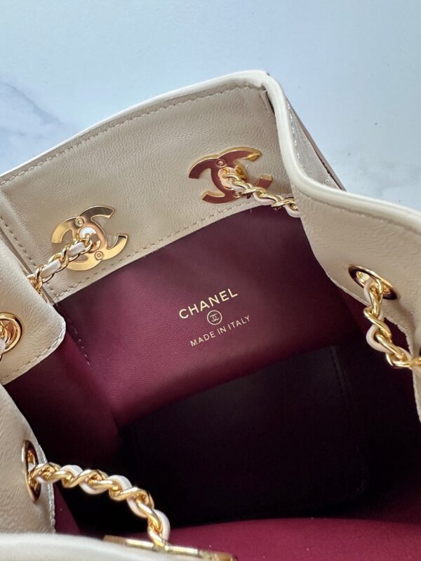 img_0b9f920c_20260622_i1782107171328_3063_0_8_jpg CHANEL 26S MINI BUCKET BAG 18 IN BEIGE QUILTED CALFSKIN GOLD HARDWARE