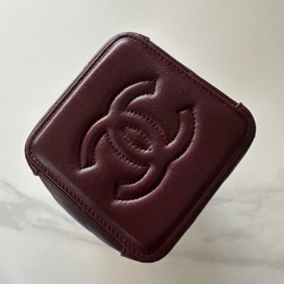 img_0b9f920c_20260622_i1782107187394_5291_0_3_jpg CHANEL 26S MINI BUCKET BAG 18 IN BURGUNDY RED QUILTED CALFSKIN GOLD HARDWARE
