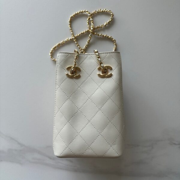 img_0b9f920c_20260622_i1782107206024_973_0_0_jpg CHANEL 26S MINI BUCKET BAG 18 IN IVORY WHITE QUILTED CALFSKIN GOLD HARDWARE