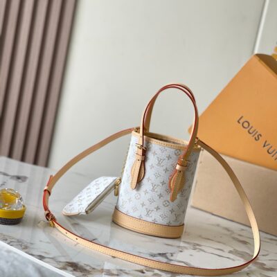 img_1578ca1d_20241010_a1728495775661_0767_jpg NANO BUCKET 17 IN WHITE MONOGRAM JACQUARD AND BEIGE CALFSKIN TRIM