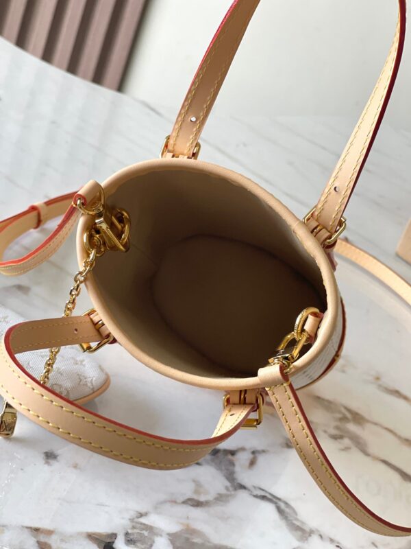 img_1578ca1d_20241010_a1728495781558_2471_jpg NANO BUCKET 17 IN WHITE MONOGRAM JACQUARD AND BEIGE CALFSKIN TRIM