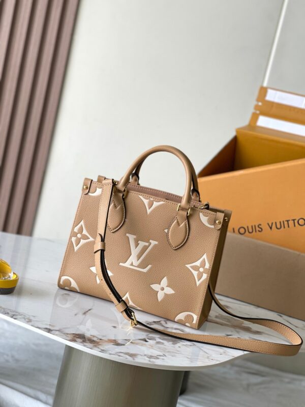 img_1578ca1d_20241019_a1729275770092_0784_jpg ONTHEGO PM 25 IN MILK TEA MONOGRAM IMPREINTE LEATHER