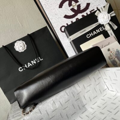 CC MEDIUM 36 SHOPPING BAG IN BLACK CALFSKIN