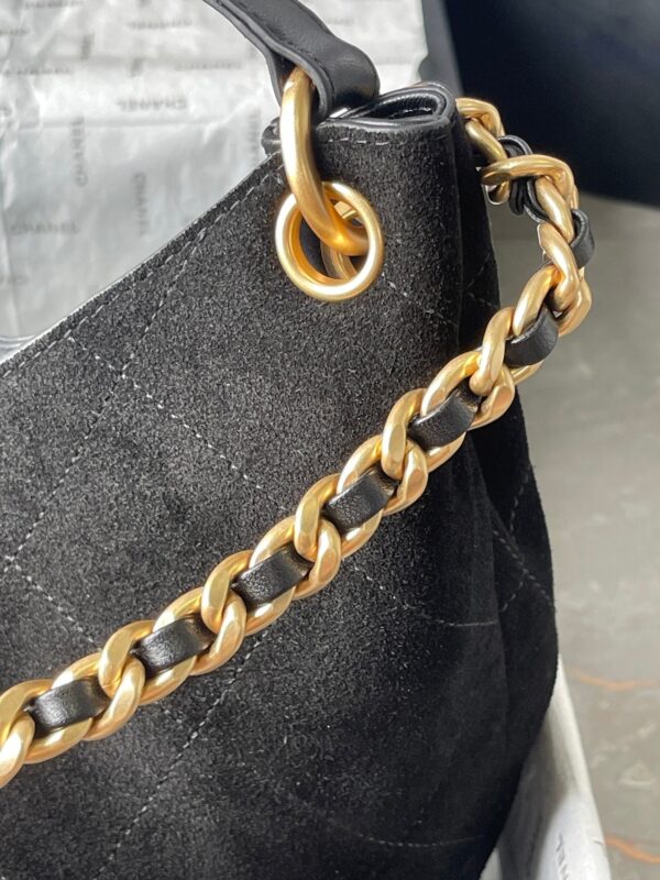 CHANEL 25S HOBO BAG 33 IN BLACK SUEDE GOLD HARDWARE